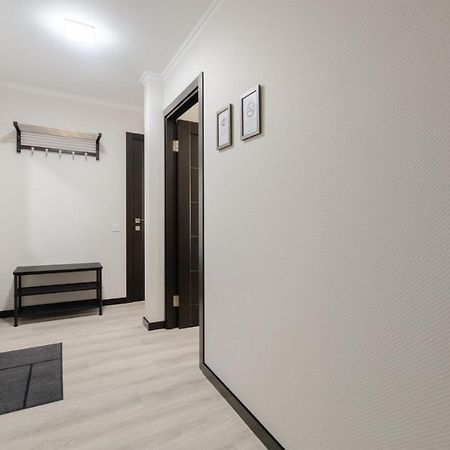 Artal Apartment On Obolonskaya Square 1 Киев Экстерьер фото