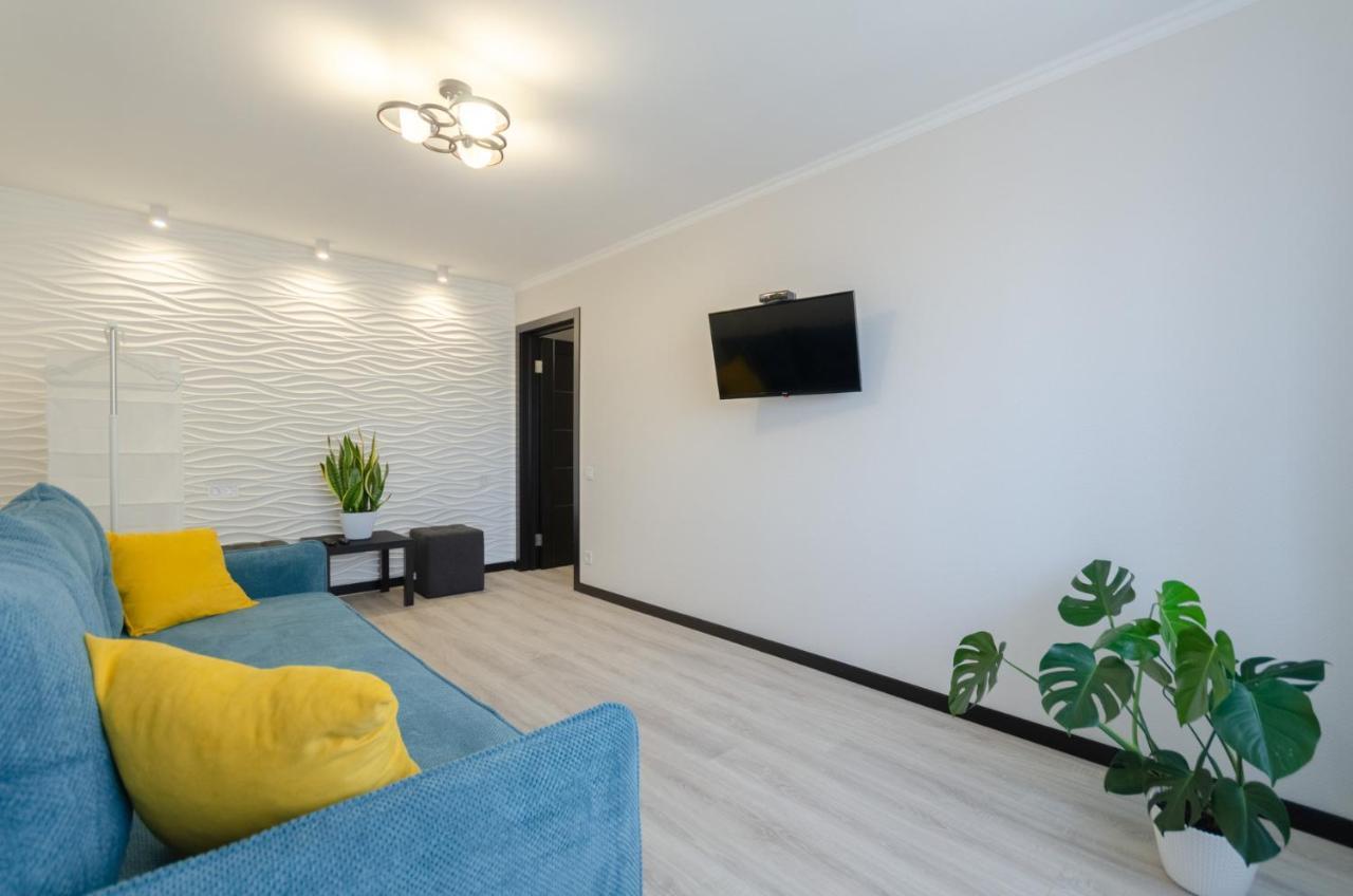 Artal Apartment On Obolonskaya Square 1 Киев Экстерьер фото