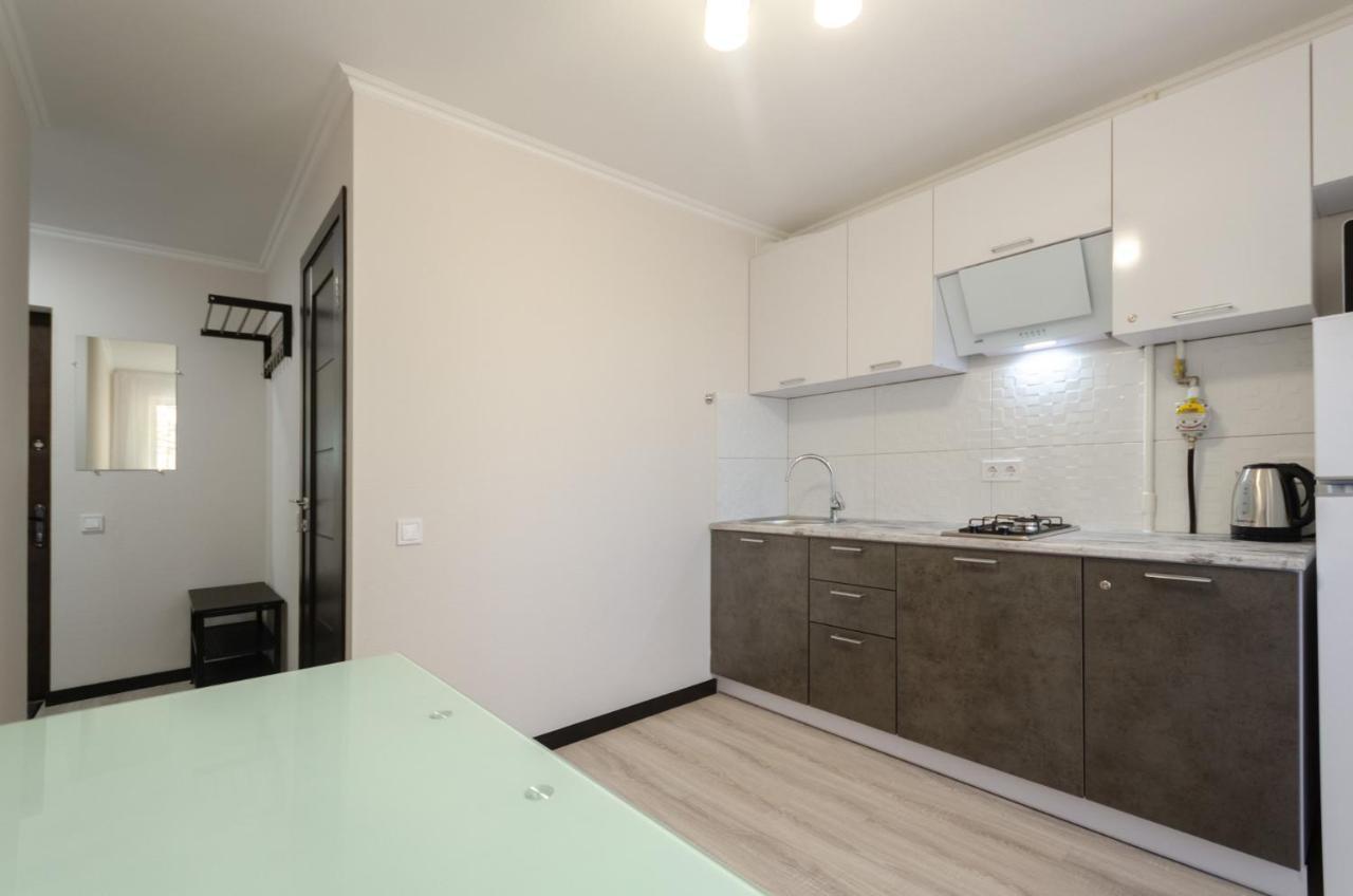 Artal Apartment On Obolonskaya Square 1 Киев Экстерьер фото