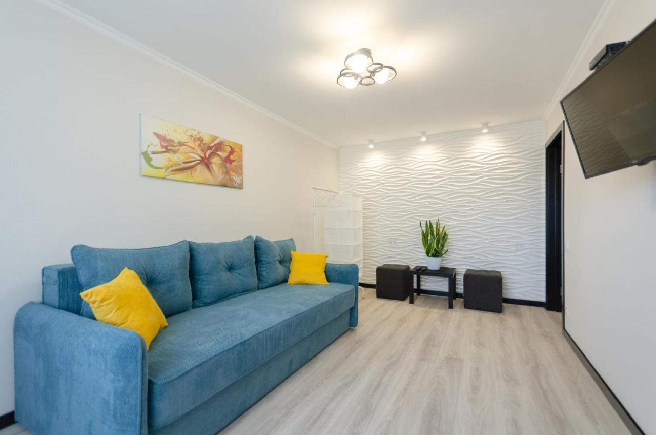 Artal Apartment On Obolonskaya Square 1 Киев Экстерьер фото